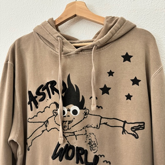 Travis Scott Astroworld Pull Over Hoodie Sweater Concert Merchandise Size Medium - Picture 2 of 10